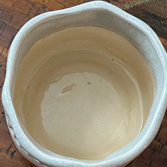 Decorative ombré painted glazed stoneware planter pot - Picture 5 of 7